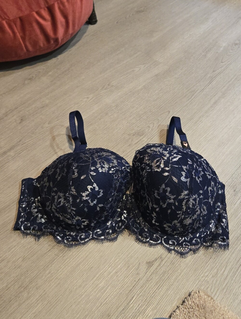 NWT Victoria's Secret Dream Angels Lined Demi Navy Silver Lacey Bra, SIZE 38DD